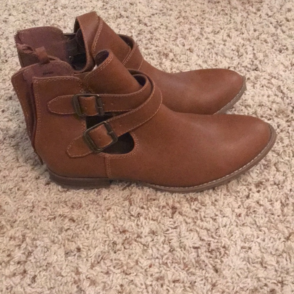 Gap Brown Flat Booties - Size 10